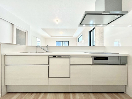 �L�b�`���@�������������I�ɁA�y�����I�V�X�e���L�b�`��  