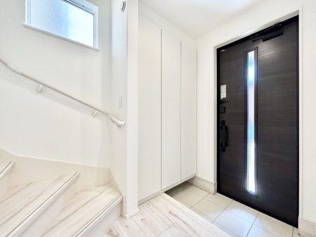 ���ց@���փh�A�ɃX���b�h���C���������Ă���̂Ō��̉��o�����Ă���܂�