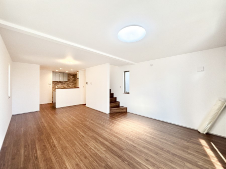 rO@g[tLXrO͉Ƒ݂Ȃ̉KԁIƑ̂Ȃ厖ȃXy[XłB 