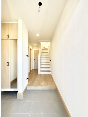 ���ց@�Ƒ��̋A��₨�q�l�������������}���錺��  