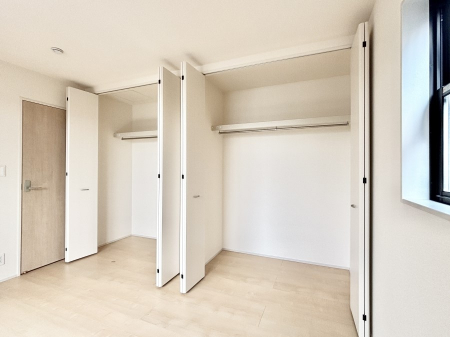 [@m̃N[[bgBŝŌ̈ߗނ܂܂B