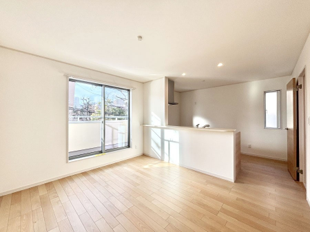 ���r���O�@�Z�ޕ��̌��������o�����A�C���e���A���l����̂��y���݂ȃ��r���O�ł��I 