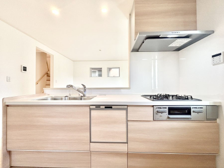 �L�b�`���@�������������I�ɁA�y�����I�V�X�e���L�b�`��  