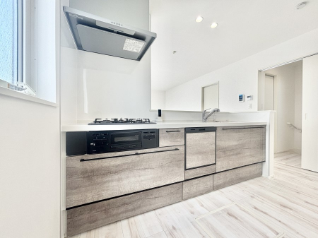 �L�b�`���@�������������I�ɁA�y�����I�V�X�e���L�b�`��  