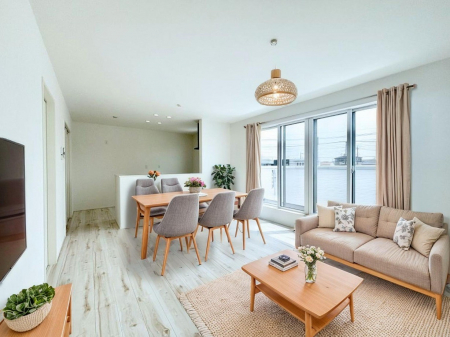 ���r���O�@���Ƒ��̓��₩�Șb�����ŕ�܂�閾�邢���r���O  ���Ƌ��CG�ł�