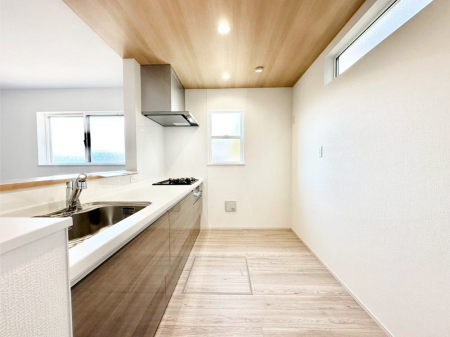 Lb`@u₩ȕʂ蔲Lb`B̂Ŗ邭Cɂ𗧂܂B