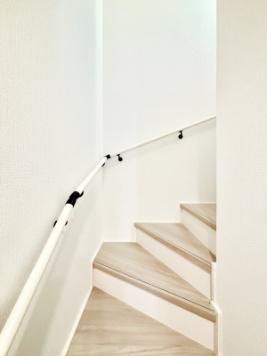 ���̑��@���S�����l�����K�i�ɂ͎肷���ݒu���Ă��܂��@