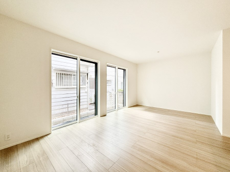 ���̑����ρ@�Ƒ������R�ƏW�܂�e���̃X�y�[�X�ɂȂ肻���@