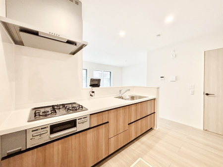 �L�b�`���@���������Ȃ��炲�Ƒ��Ƃ̉�b���y���߂�ΖʃJ�E���^�[�L�b�`���@