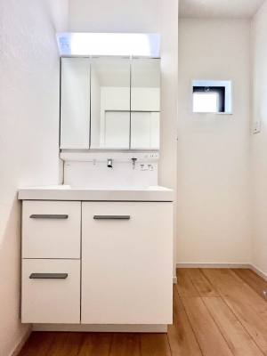 ���ʑ�E���ʏ��@���[�͂Ƌ@�\���ɗD�ꂽ���ʉ��ϑ�