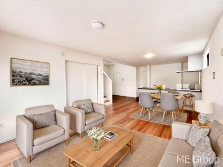 ���r���O�@�������������͋C�̂k�c�j�͉Ƒ��݂�Ȃ̉��K��ԁ��Ƌ��CG�ł�