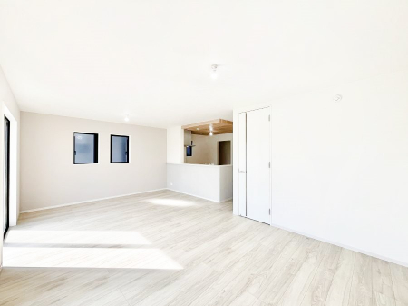 rO@Ƒ̘a₩ȉbĂBĴ郊rOłB