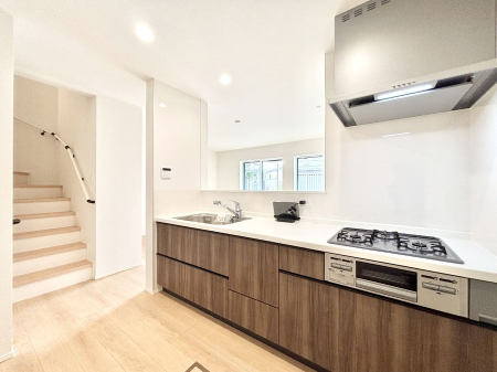 �L�b�`���@�������������I�ɁA�y�����I�V�X�e���L�b�`��  