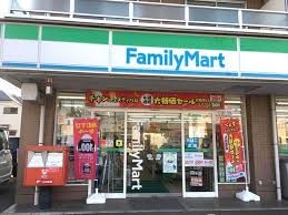 ���ӊ��@�R���r�j 300m �t�@�~���[�}�[�g �Y�a��J���X