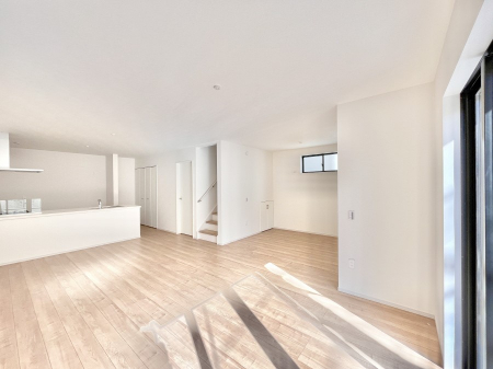 ���̑����ρ@���邢�z���������A�����̕��͋C�ɖ��������_�C�j���O�B   