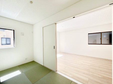 ���̑����ρ@���r���O�אڂ̘a�m���͖����̕�炵�ɖ����ƈ��炬�������炵�Ă���܂�  