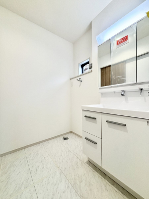 ���̑��@�L�X�Ƃ�Ƃ�̂��郉���h���[�X�y�[�X�@