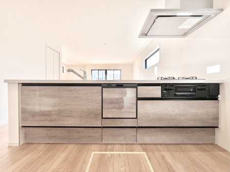 �L�b�`���@�������������I�ɁA�y�����I�V�X�e���L�b�`��  