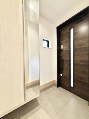 ց@~[tV[Y{bNX͂oO̐gȂ݃`FbNɕ֗