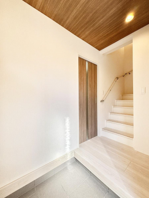 ���ց@�Ƒ��̋A��₨�q�l�������������}���錺��