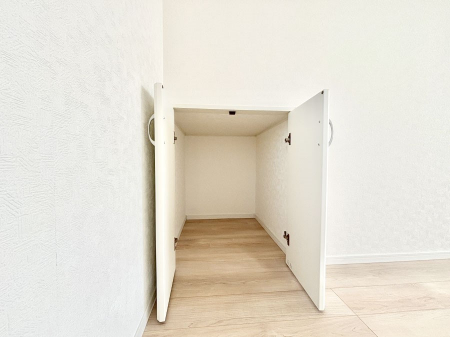 ̑ρ@pĩXgbN␅Ȃǂ̔~ɎgKi[B