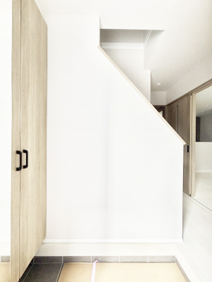 ���ց@�Ƒ��̋A��₨�q�l�������������}���錺��  