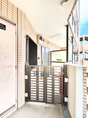 ̑ρ@zvĂߔNłTVj^[tŖhƖʂSłB