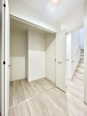 ̑@1K̃t@~[N[N͉Ƒ݂ȂŋLł[Xy[X