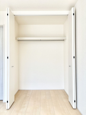 ���[�@�����Ղ�̎��[�X�y�[�X�ŉ��K�ɕ�点���� 