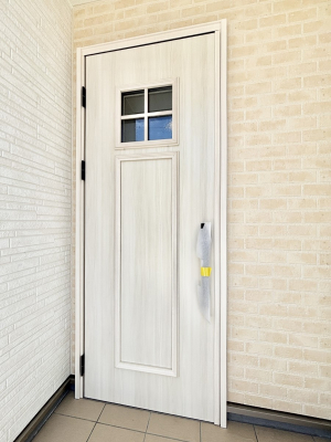 ���ց@��؂ȉƑ��A���q���o�}���錺�ցB