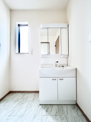 ���ʑ�E���ʏ��@�傫�����₷���O�ʋ��Ő�����������ʑ�́A�g�����Ȃ݃`�F�b�N�┧�̂������ɂ������߂ł��B 