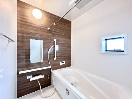 �����@����̔�����₷��؂ȃo�X�^�C���B�������Ƃ����C���y����Ŕ����Ƃ肽���ł��ˁI  