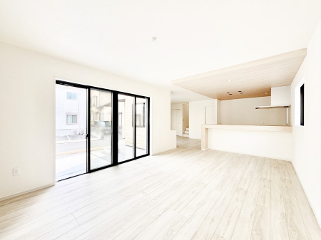 ���r���O�@�ǂ��ɂ��Ă��Ƒ��̂Ȃ������������R�~���j�P�[�V�������r���O�B