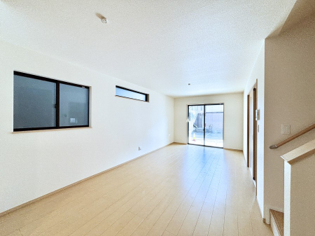 ���r���O�@�Z�ޕ��̌��������o�����A�C���e���A���l����̂��y���݂ȃ��r���O�ł��I 