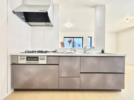 �L�b�`���@�������������I�ɁA�y�����I�V�X�e���L�b�`��  