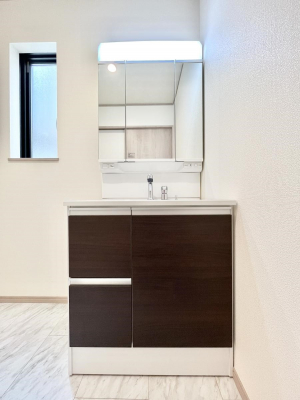 ʑEʏ@傫₷OʋŐʑ́AgȂ݃`FbN┧̂ɂ߂łB 