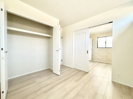 �q�������@�q�������ɂ��������߂Ȏ��[�X�y�[�X�����Ղ�̋���