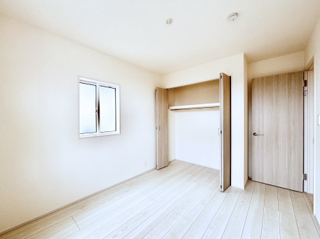 �q�������@�q�������ɂ��������߂Ȏ��[�X�y�[�X�����Ղ�̋���