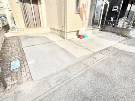 �@�����Ɍ������Ȃ����ԃX�y�[�X�B