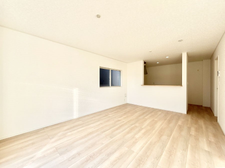 ���r���O�@�Z�ޕ��̌��������o�����A�C���e���A���l����̂��y���݂ȃ��r���O�ł��I 