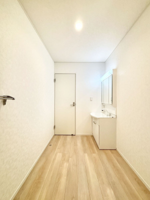 ���ʑ�E���ʏ��@���邢���ʏ��͖����̐g�x�x���y�����ł����Ⴂ�����ł��B