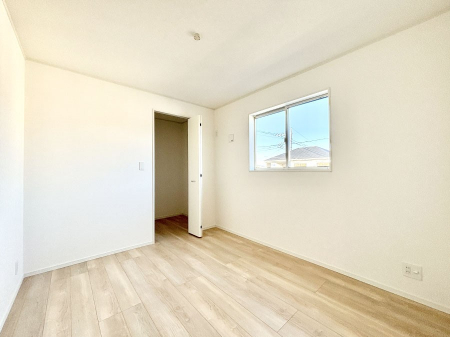 �q�������@�q�������ɂ��������߂Ȏ��[�X�y�[�X�����Ղ�̋���