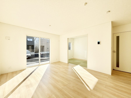 ���̑����ρ@�אڂ̘a�����J������΂���ɍL�X��Ԃ�