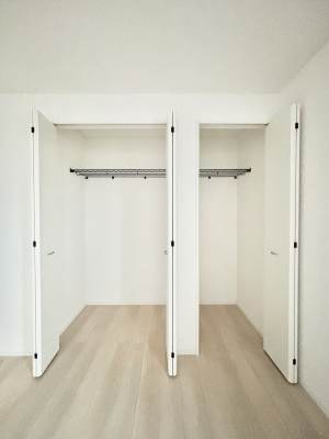 ���[�@�m���̃N���[�[�b�g�B���s��������̂Ō���̈ߗނ�����������܂�܂��B