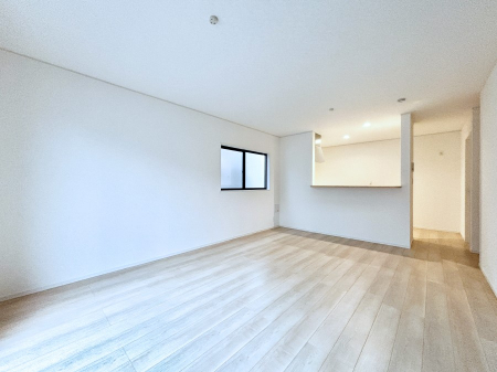 ���r���O�@�Ƒ��c���̎��Ԃ����������Ȃ��났�̃��r���O�_�C�j���O�B   