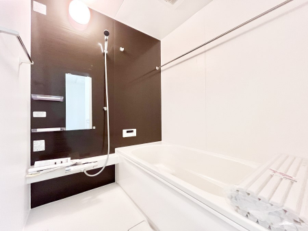 �����@����̔�������Ă���閾�邢�������̂���o�X���[��