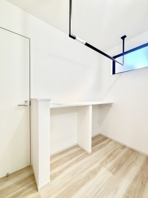 ���̑����ρ@�����������|�[���B�~�J��ԕ��̎����ɑ劈�􂵂܂��B  