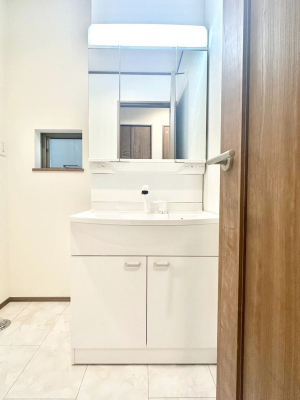 ���ʑ�E���ʏ��@�傫�����₷���O�ʋ��Ő�����������ʑ�́A�g�����Ȃ݃`�F�b�N�┧�̂������ɂ������߂ł��B 