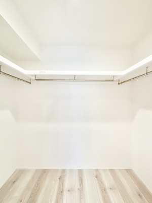 ���̑��@�ߗނ��n���K�[�Ɋ|�����܂܎��[�ł���WIC�B�ߗނ̐������ڂ����₷���ĕ֗��ł��I