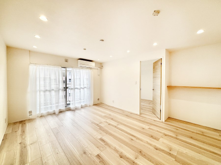 ���̑����ρ@���邢�z���������A�����̕��͋C�ɖ��������_�C�j���O�B 